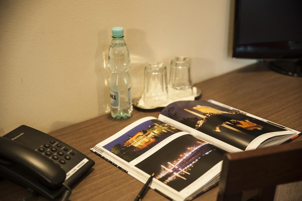 Hotel Sleep Breslau Zimmer foto