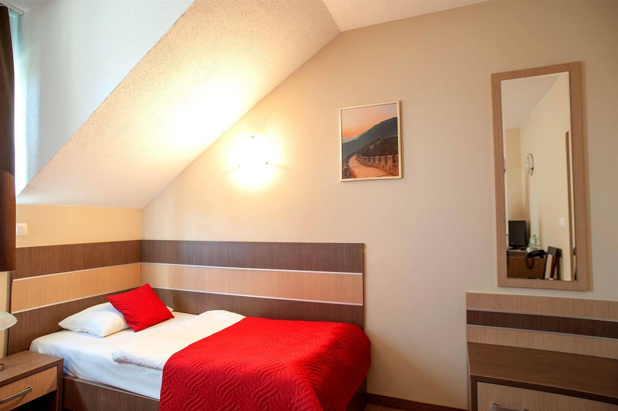 Hotel Sleep Breslau Exterior foto